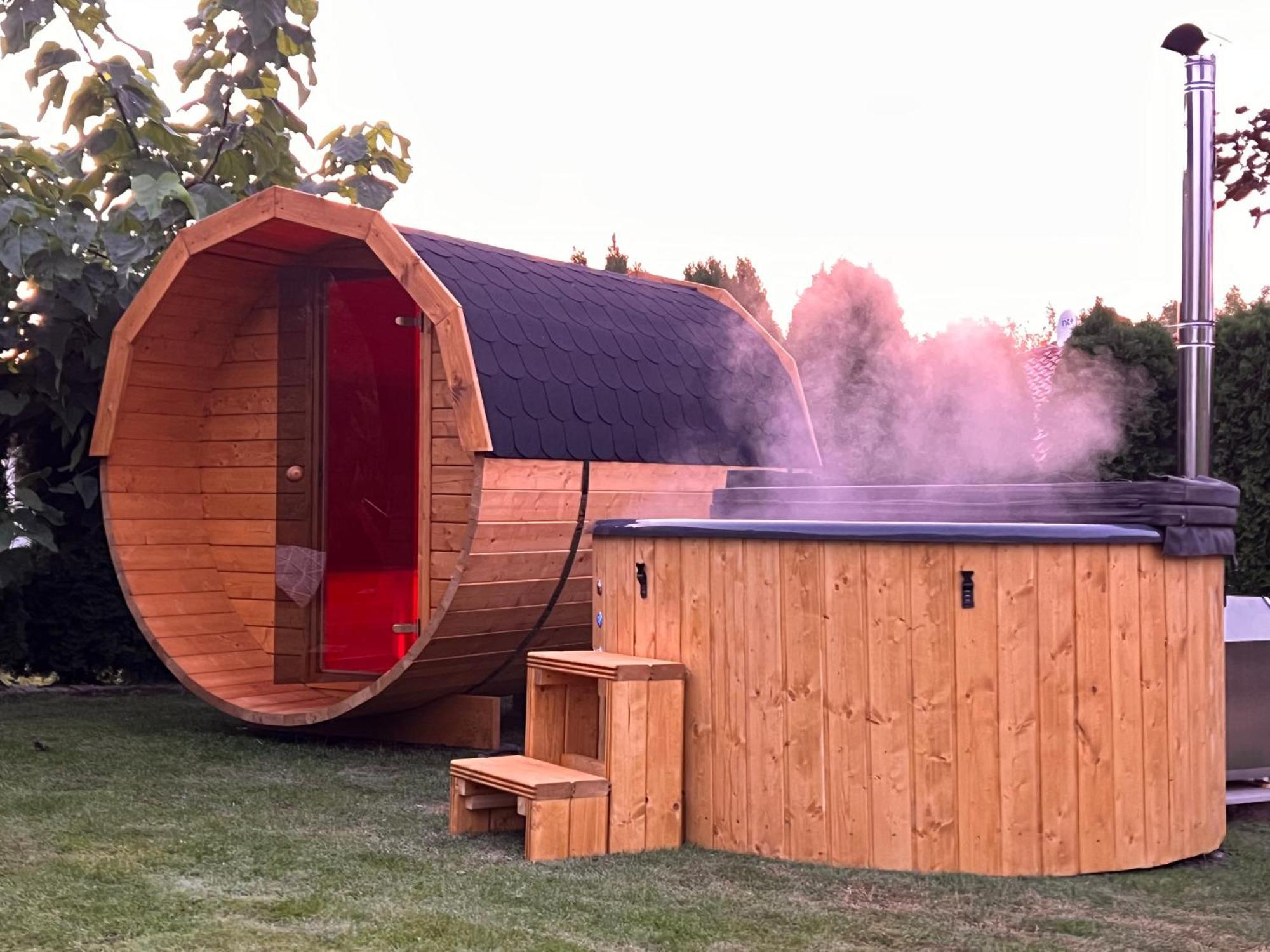 Dom Na Skarpie, Jezioro, Sauna, Balii, Holiday home *